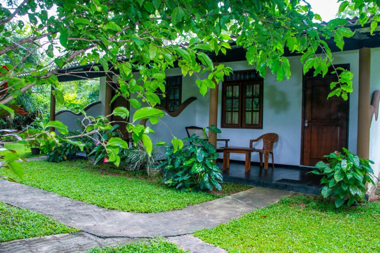 Nimsara Lodge Sigiriya Exterior foto